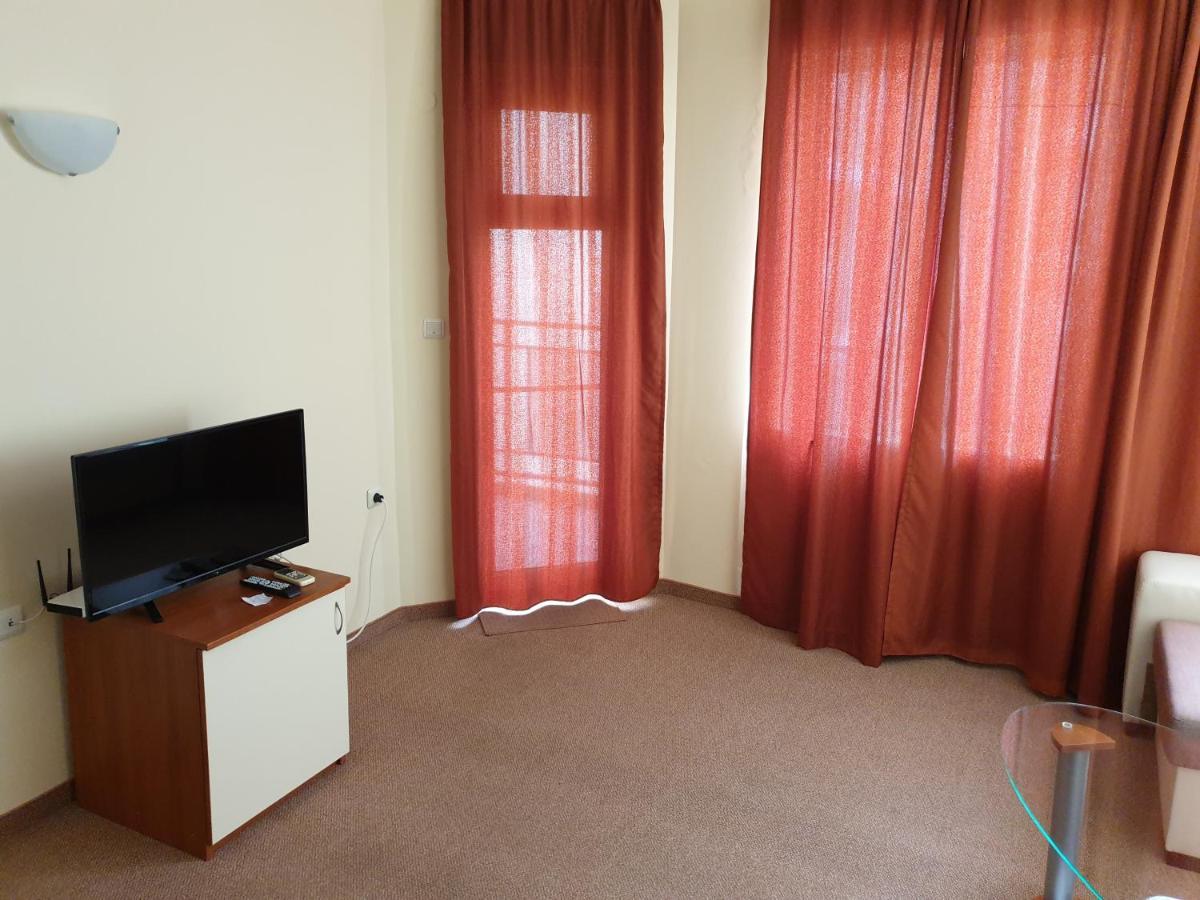 Family Hotel Diana Pomorie Esterno foto