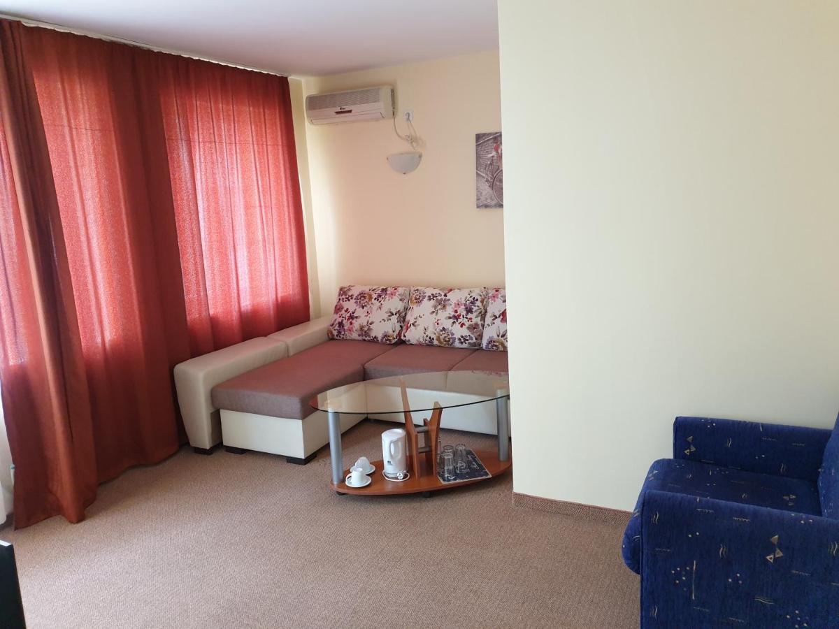 Family Hotel Diana Pomorie Esterno foto